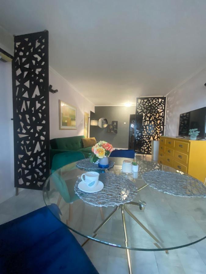 Victoriei Deluxe Suites Bukarest Exterior foto